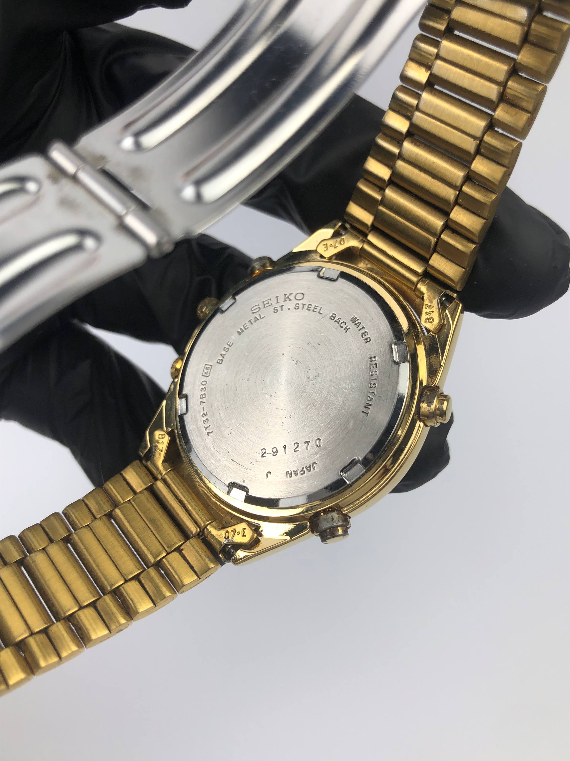 SEIKO ALARM CHRONOGRAPH SWIPE SECOND ALL GOLD TONE CASE - Gambar 9