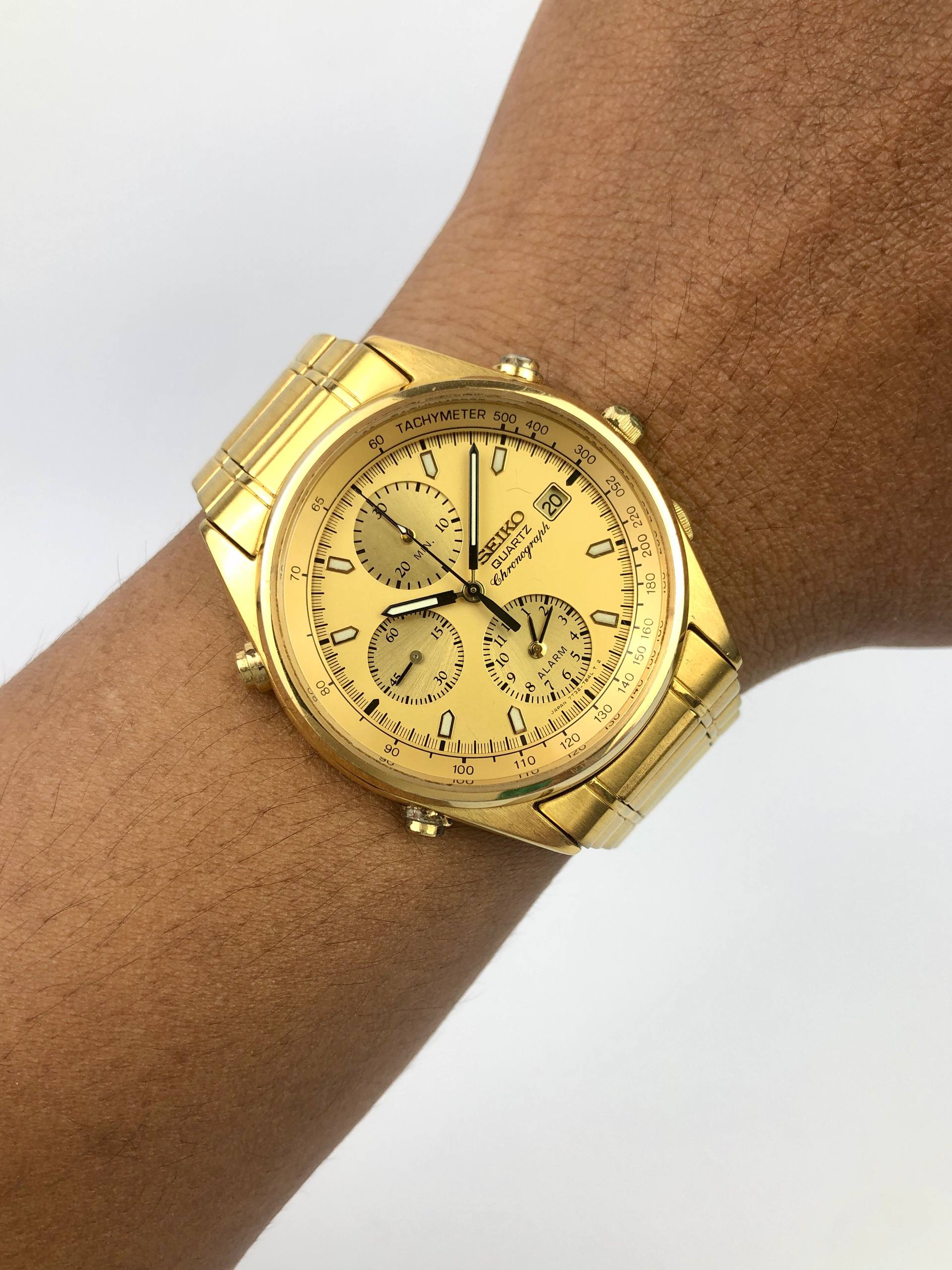 SEIKO ALARM CHRONOGRAPH SWIPE SECOND ALL GOLD TONE CASE