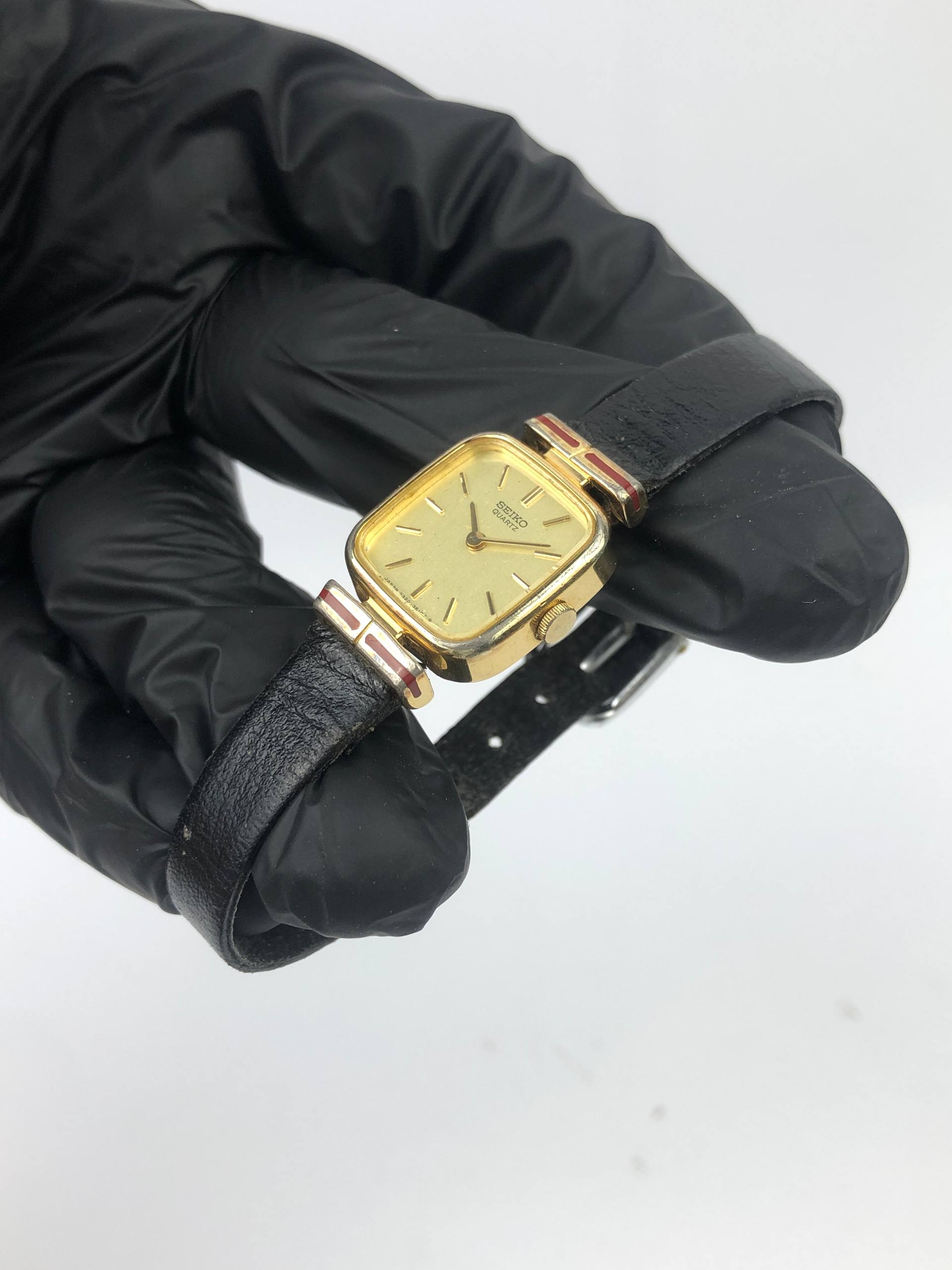 BEAUTIFUL SEIKO QUARTZ LADIES SQUARE VANCY LUG - Gambar 3