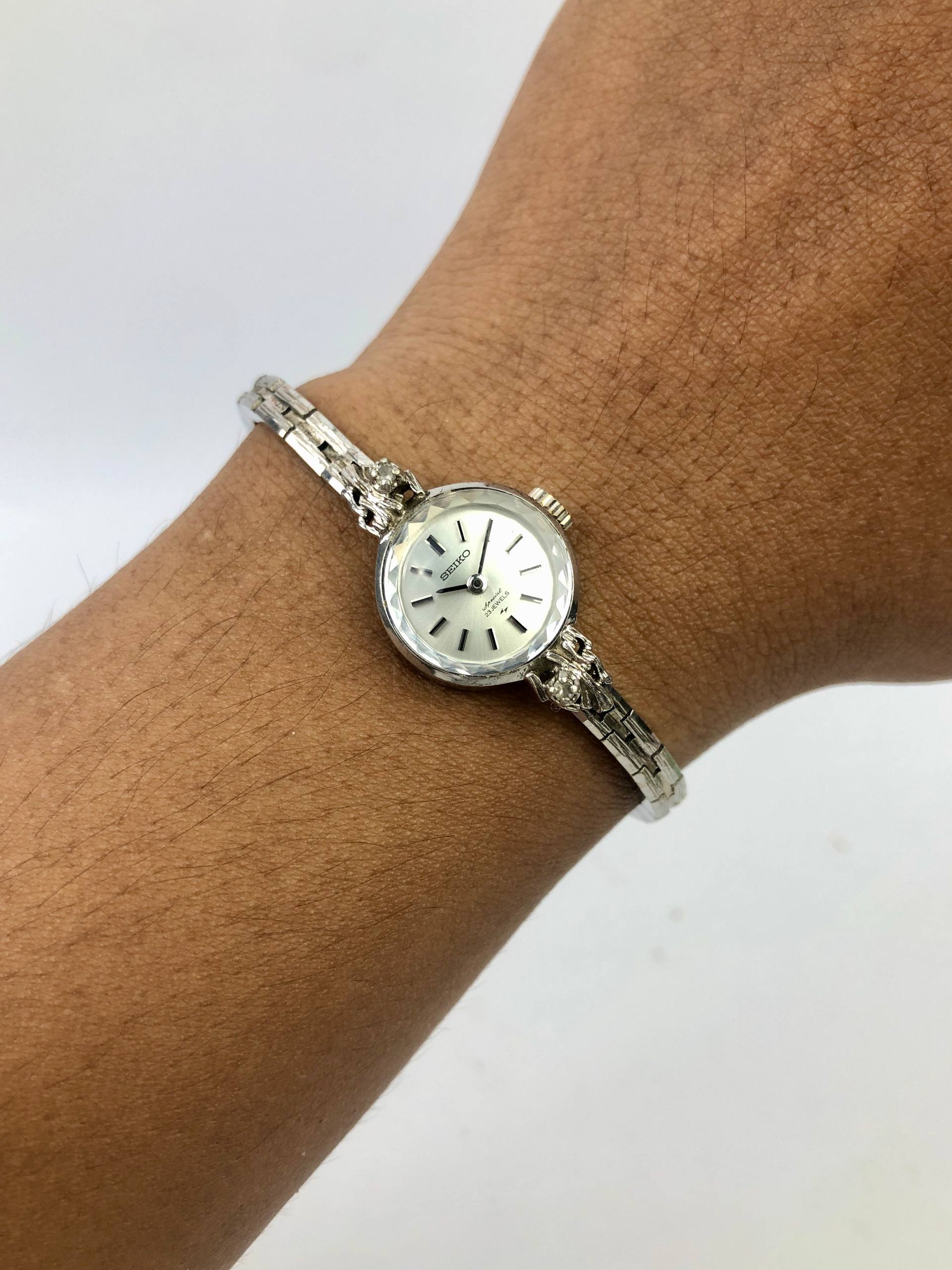 SEIKO SPECIAL BANGLE LADIES