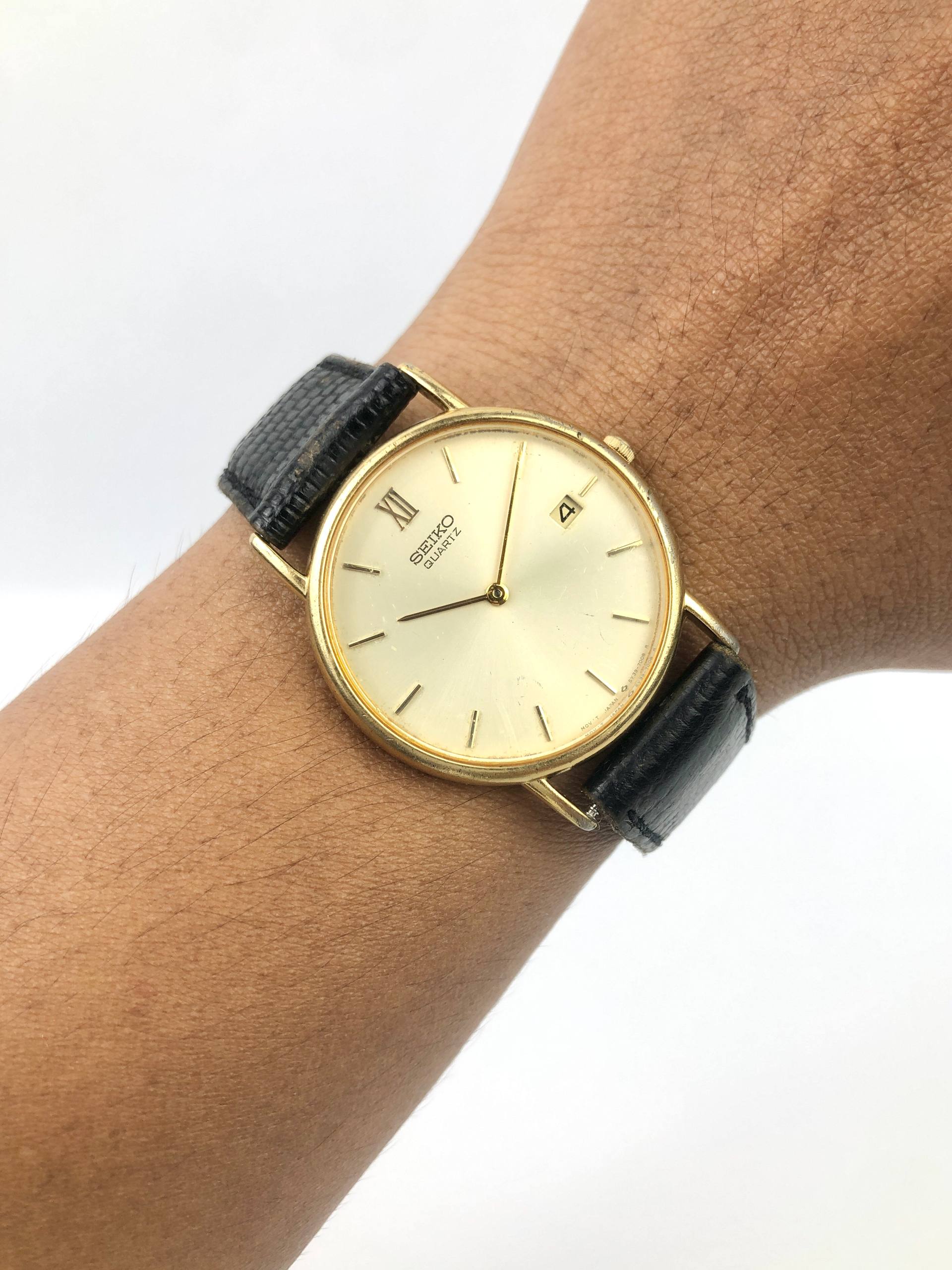 SEIKO QUARTZ DAY SIMPEL DIAL