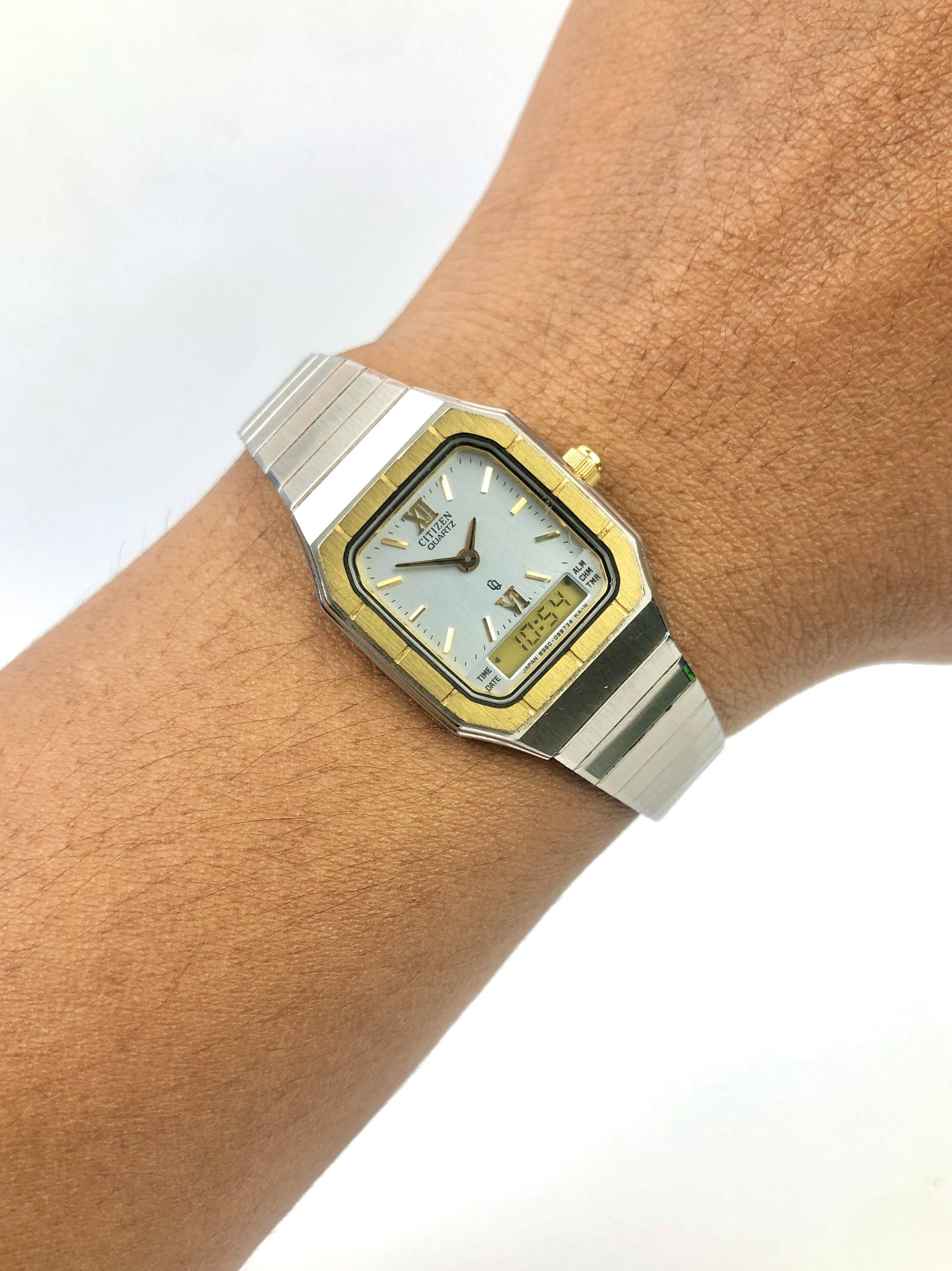 CITIZEN ANADIGI CRYSTON QUARTZ TWOTONE TANK
