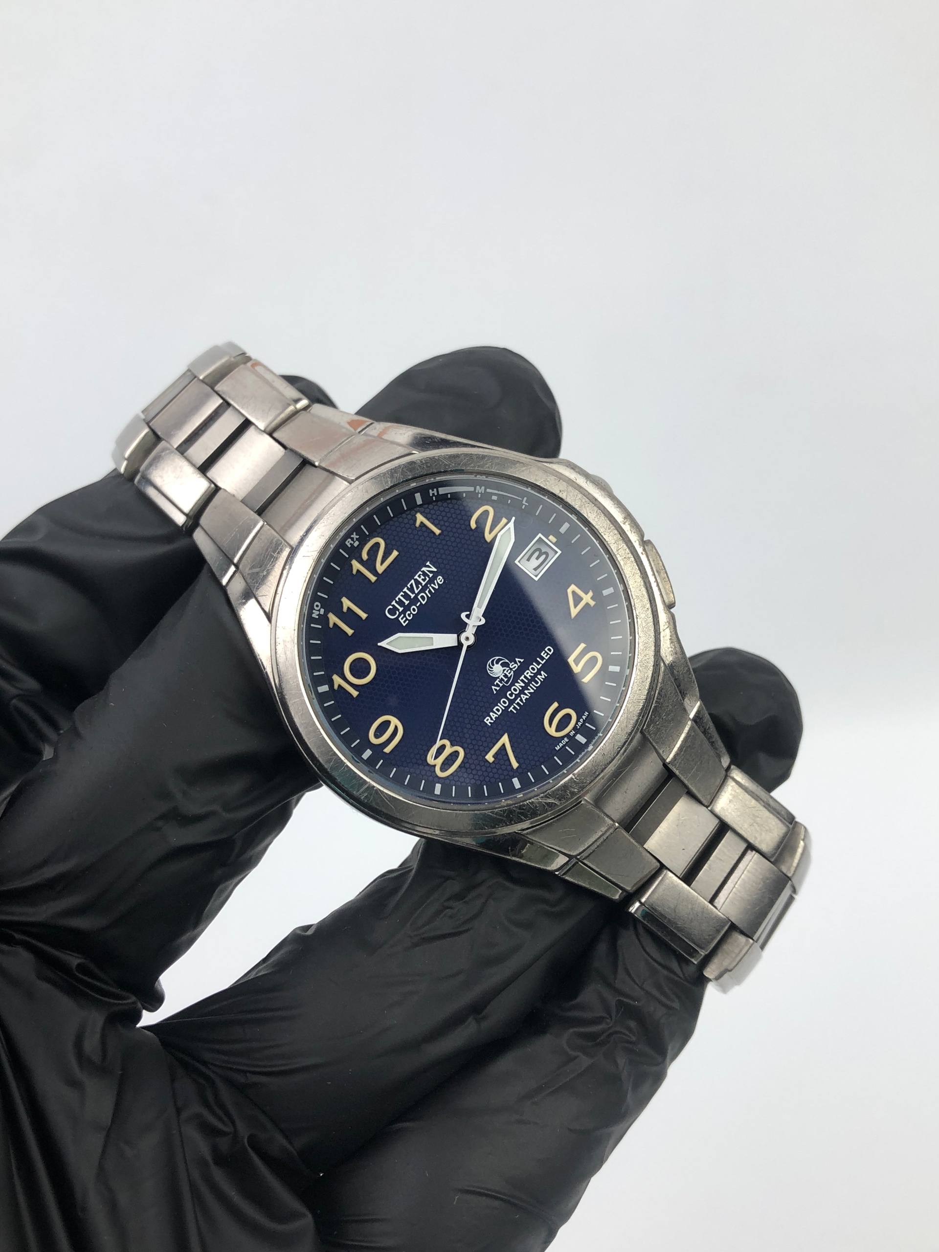 CITIZEN RADIOCONTROLLED ATTESA FULL TITANIUM BLUE DIAL - Gambar 4