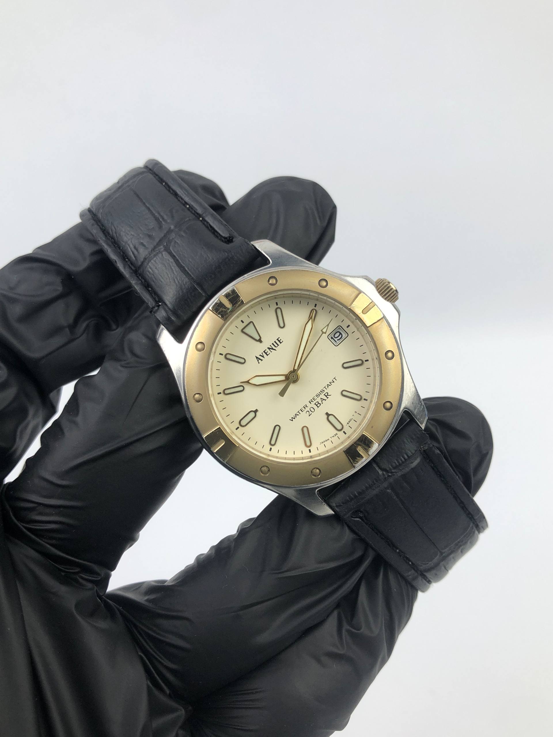 SEIKO AVENUE TWOTONE GOLD BEZEL ORIGINAL - Gambar 4