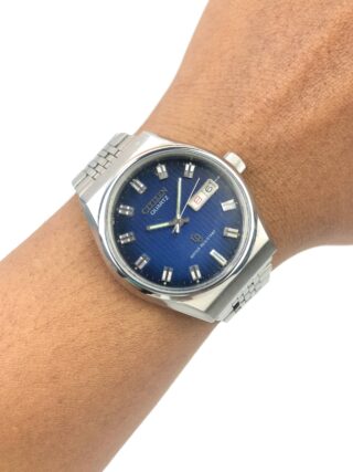 CITIZEN CRYSTON QUARTZ BLUE LINEN DIAL DAY DATE
