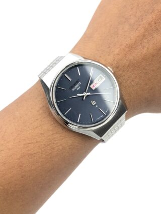 SEIKO QUARTZ QZ JAPAN BLUE DIAL 3 DAY LEAGUAGE