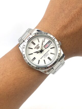 SEIKO 5 SPORTS DAYDATE WHITE DIAL