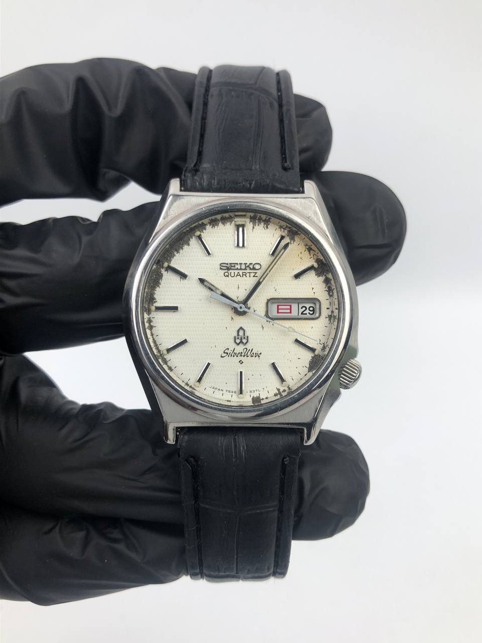 SEIKO SILVERWAVE DAYDATE DIAL AGING - Gambar 2