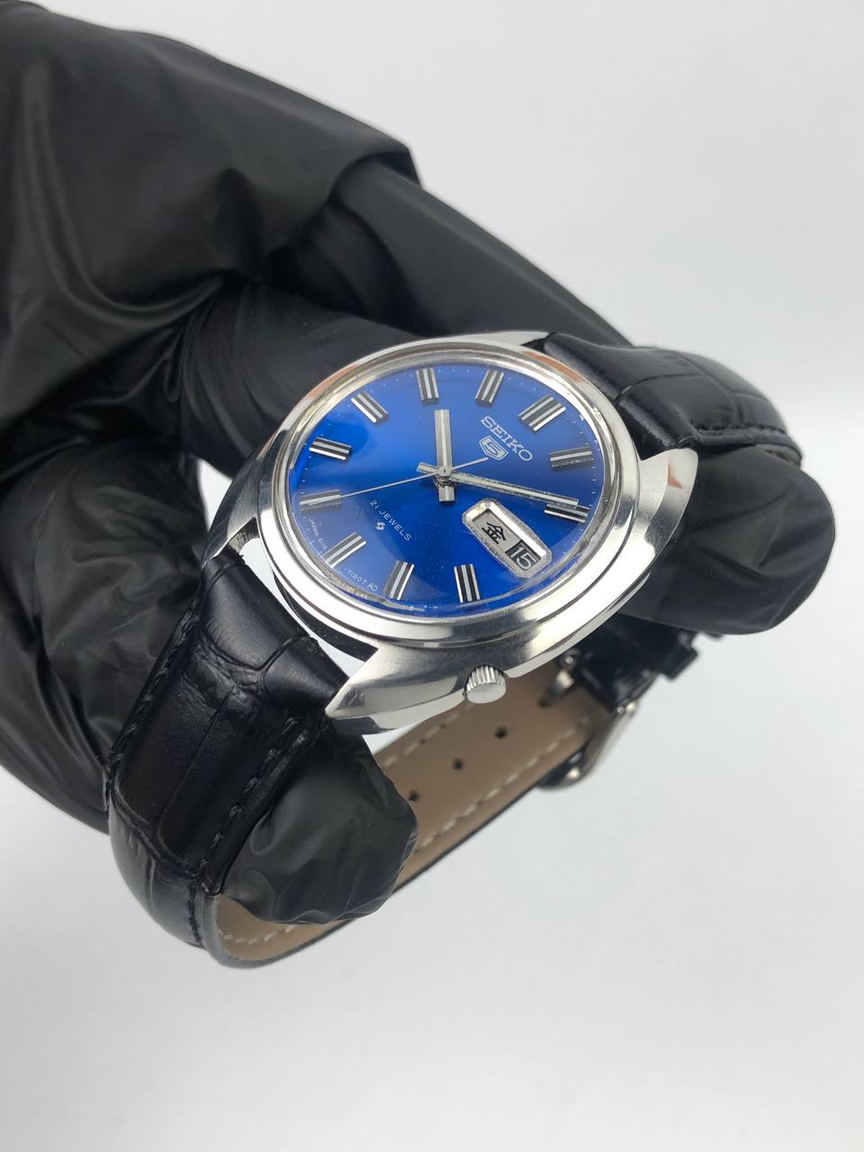 SEIKO 5 AUTOMATIC BLUE DIAL DAYDATE ORIGINAL - Gambar 3