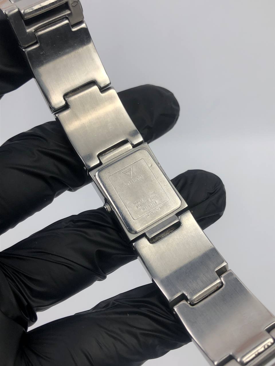 GUESS BANGLE UNIK GLASS BRACELET - Gambar 8