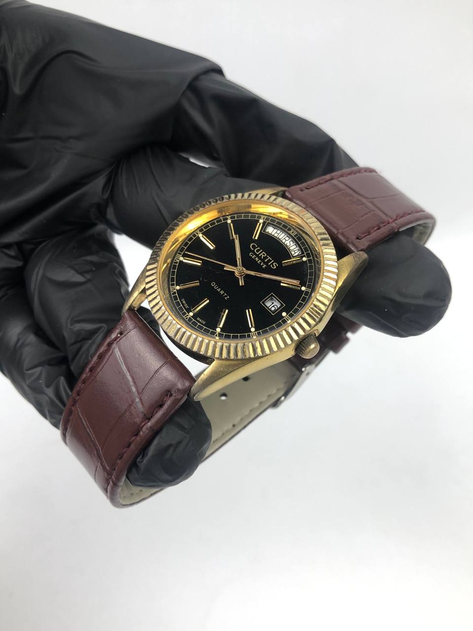 CURTIS GENEVE SWISSMADE SMILE DAY FLUTED BEZEL - Gambar 3