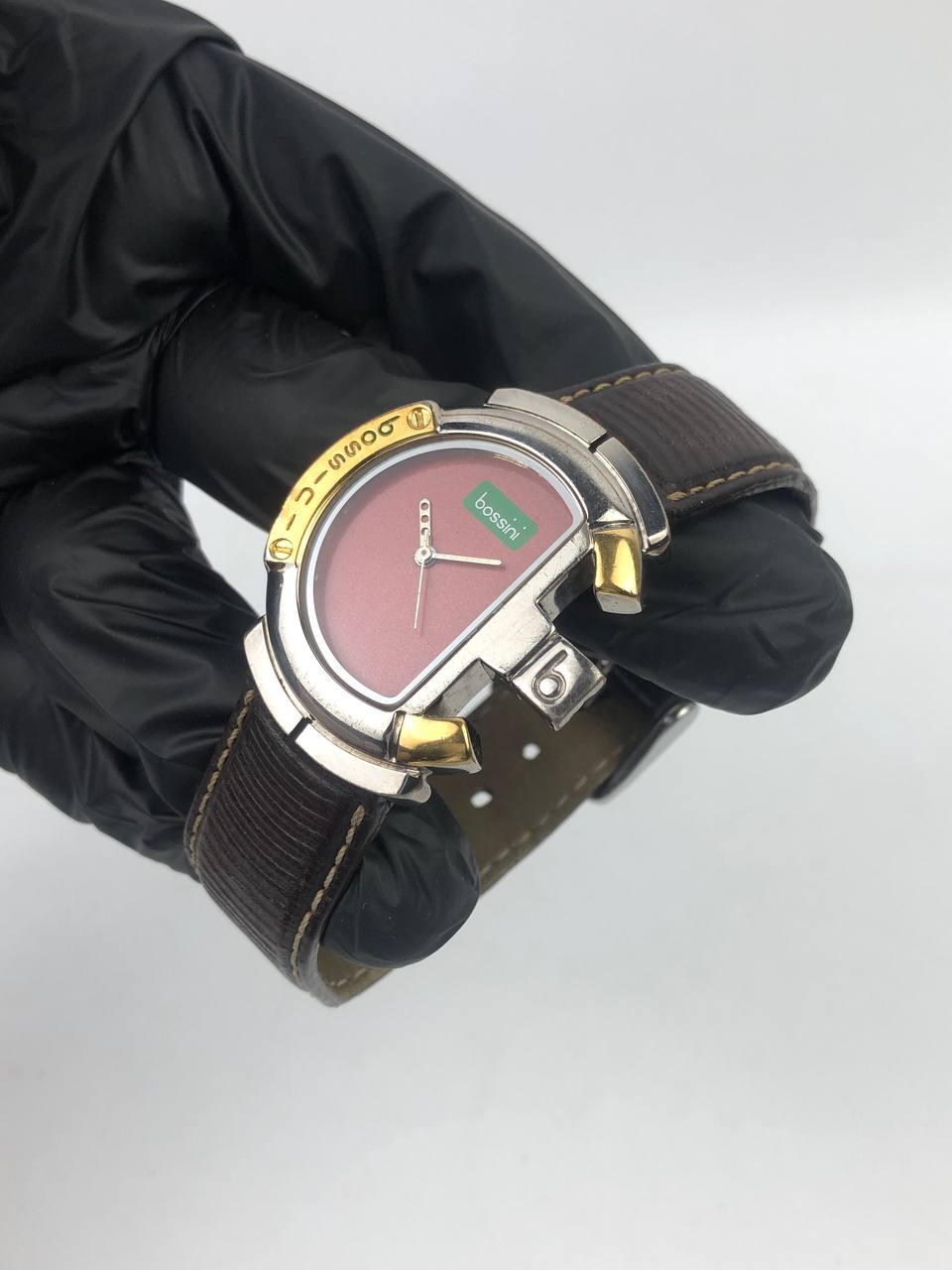 COLLECTIBLE BOSSINI Z GEAR SILVER GOLD TONE CASE MAROON DIAL - Gambar 3