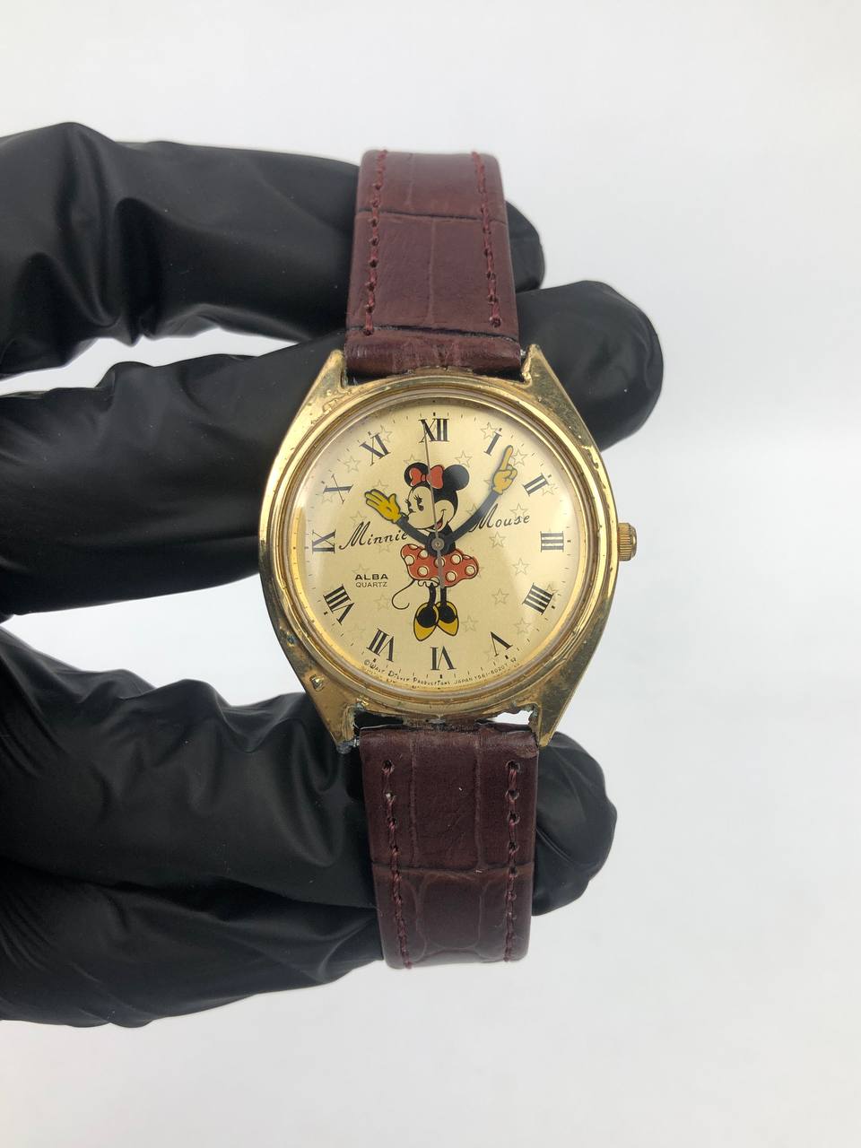 CHARACTER WATCH ALBA MINNIE ROMAN DIAL - Gambar 2