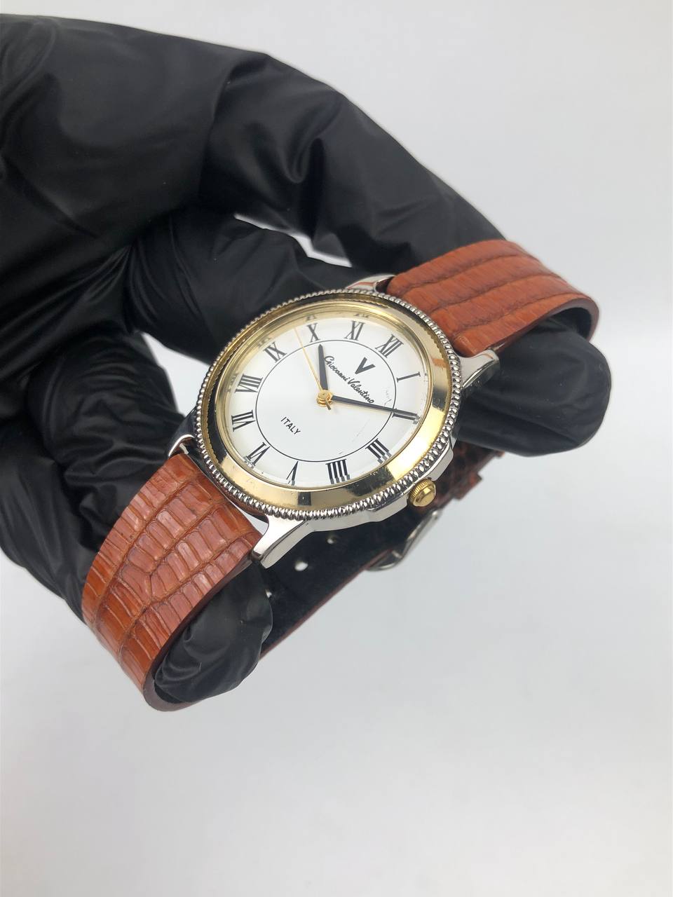G. VALENTINO DUAL TIME FLUTED BEZEL - Gambar 3