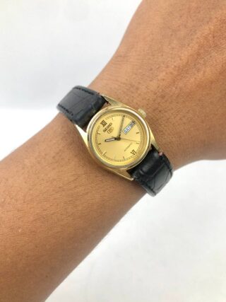 SEIKO 5 LADIES AUTOMATIC GOLD CASE