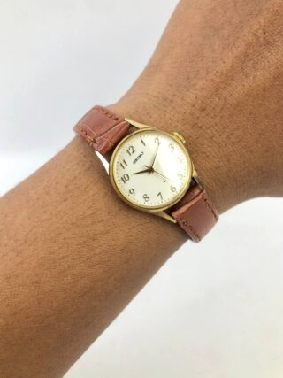 SEIKO VINTAGE LADIES NUMERIK MANUAL WINDING