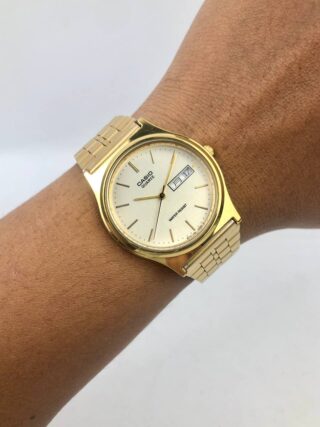 CASIO ANALOD DAYDATE LADIES ALL ORIGINAL