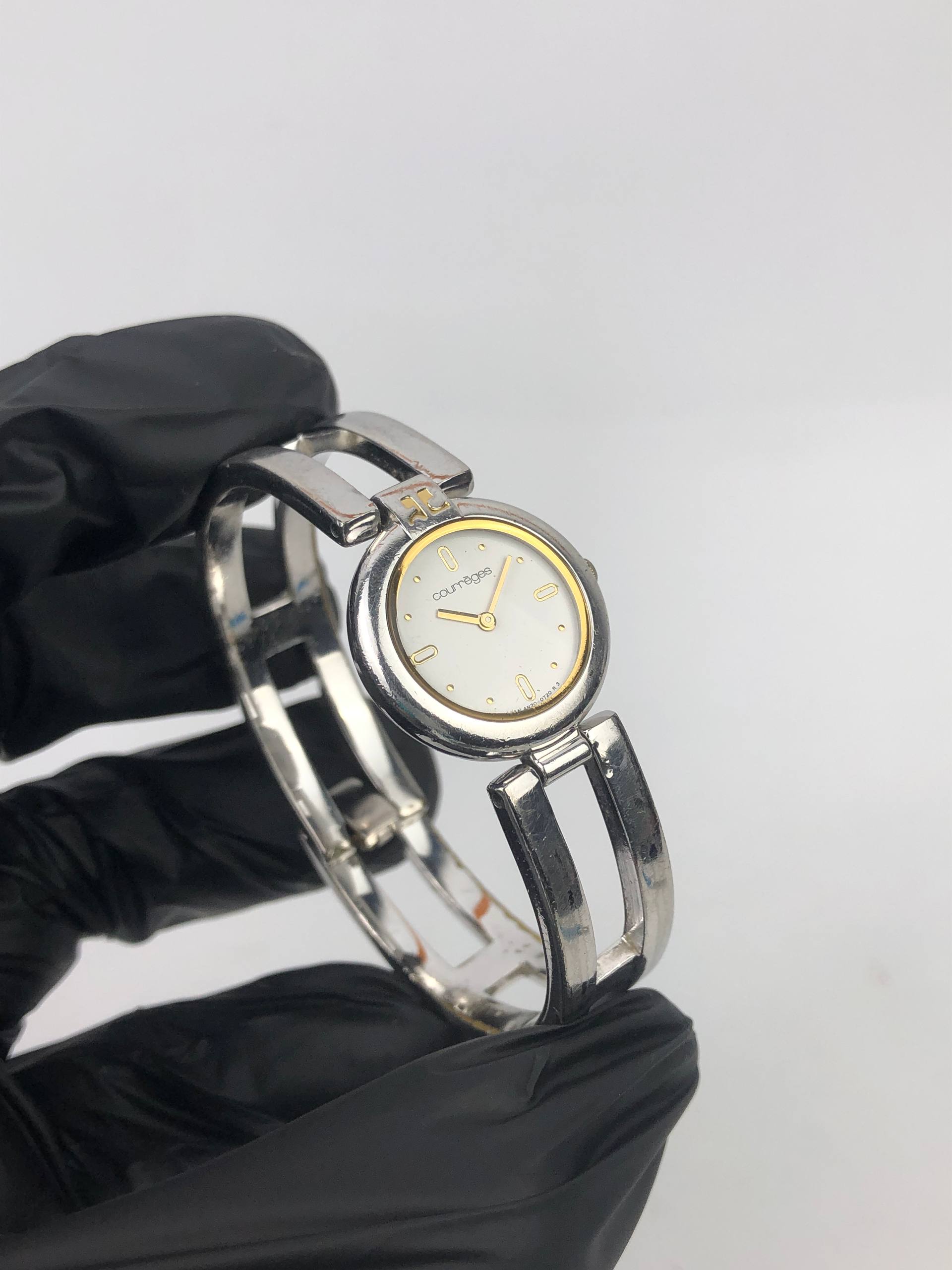 COURRÈGES PARIS WHITE DIAL LADIES BANGLE WATCH - Gambar 4