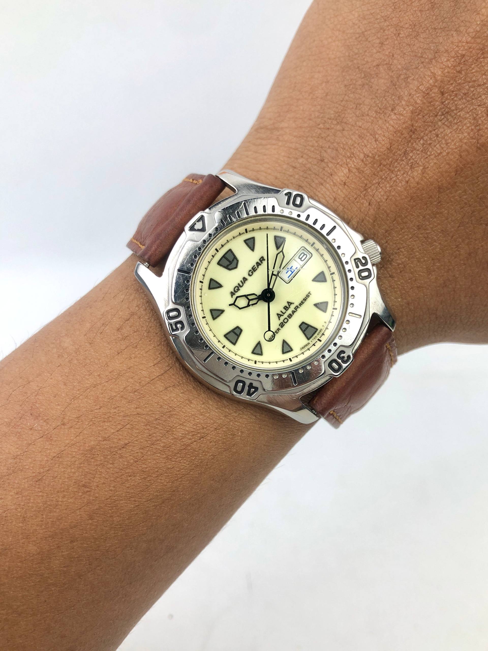ALBA SPORTS AQUA GEAR FULL LUME DIAL
