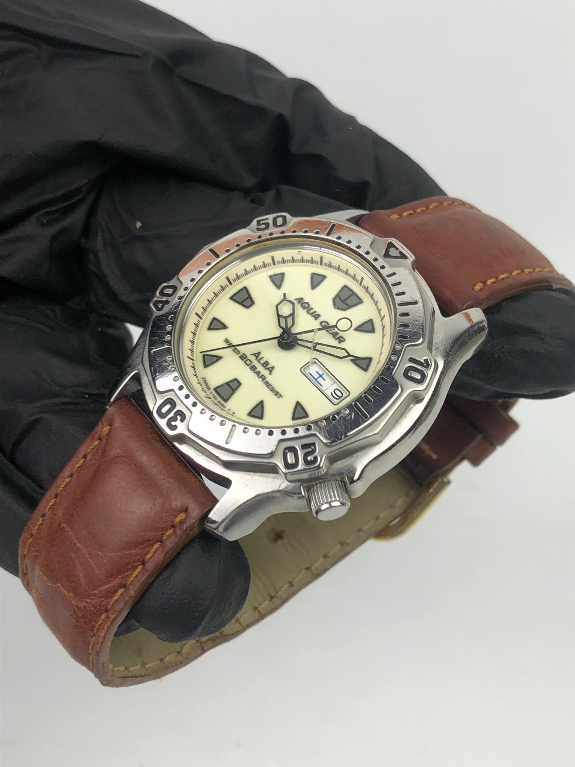 ALBA SPORTS AQUA GEAR FULL LUME DIAL - Gambar 3