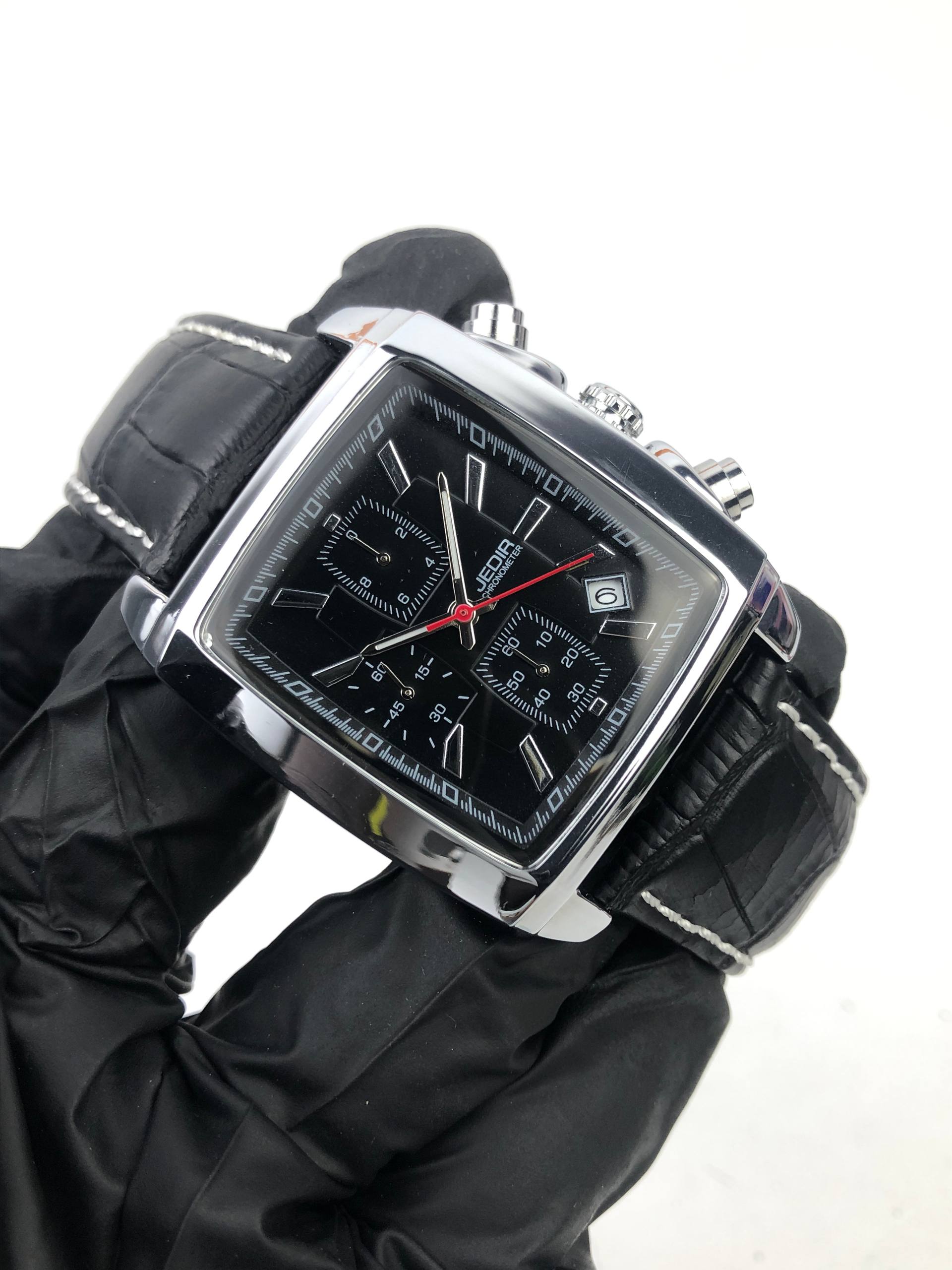 JEDIR CHRONOMETER QUARTZ TANK CASE ALL ORIGINAL - Gambar 4
