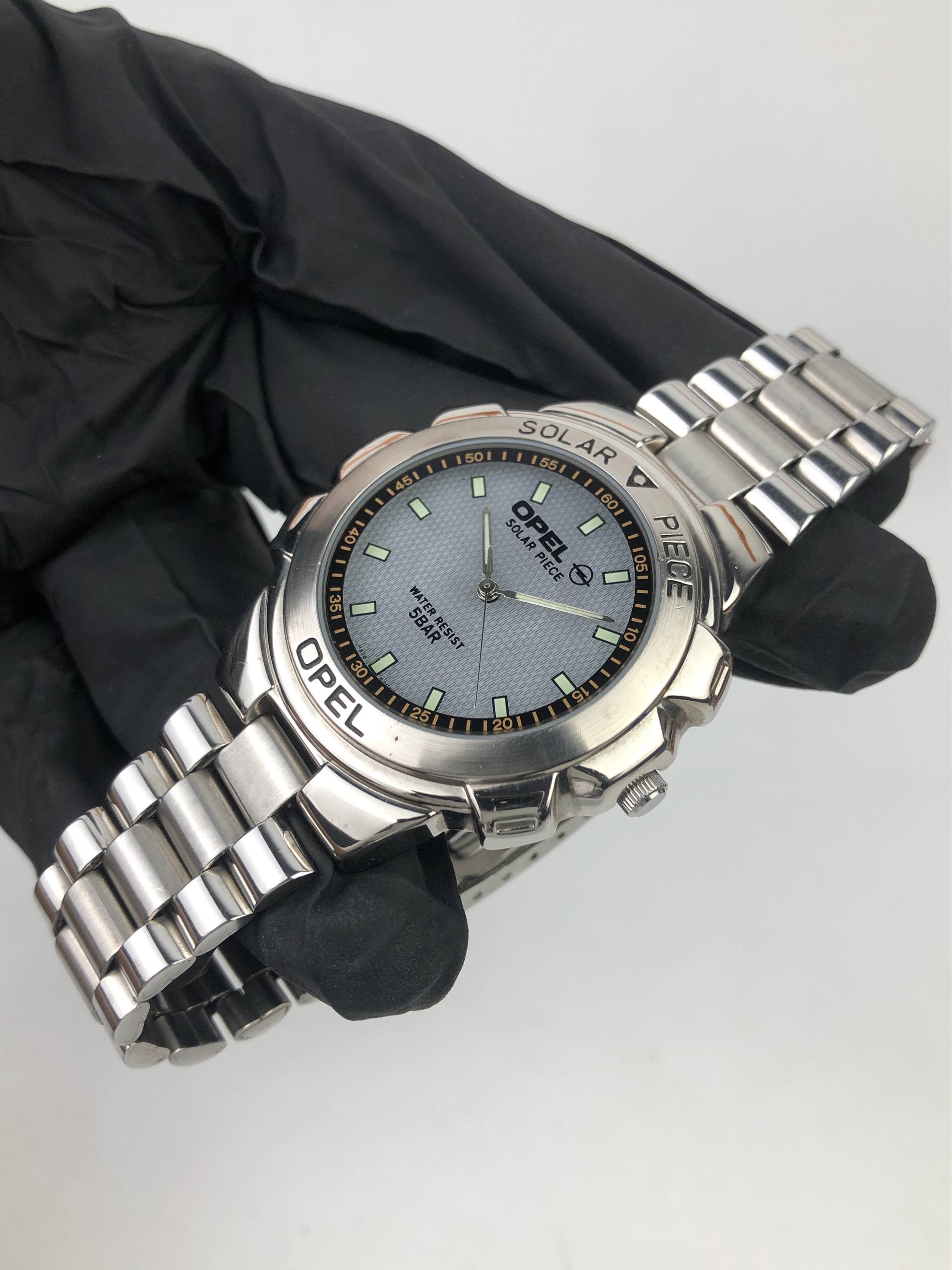 OPEL SOLAR PIECE SOLAR QUARTZ STAINLESS STEEL SILVER TEXTURED DIAL 5 BAR SPORT WATCH ORIGINAL - Gambar 4