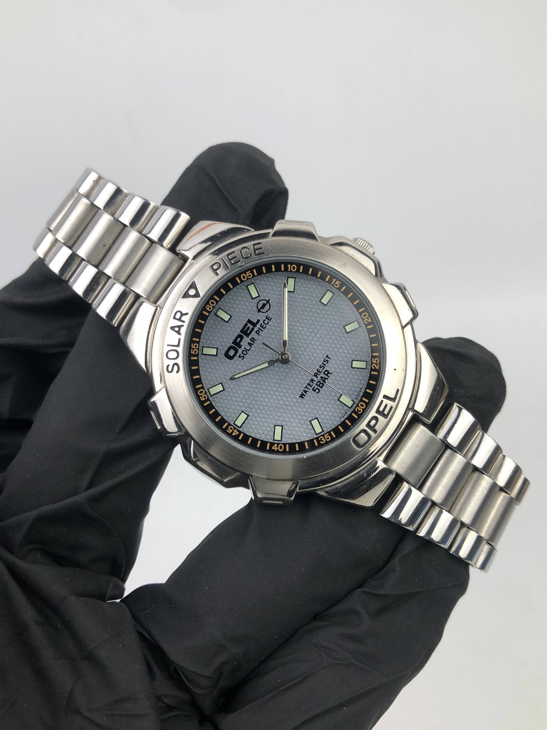 OPEL SOLAR PIECE SOLAR QUARTZ STAINLESS STEEL SILVER TEXTURED DIAL 5 BAR SPORT WATCH ORIGINAL - Gambar 3