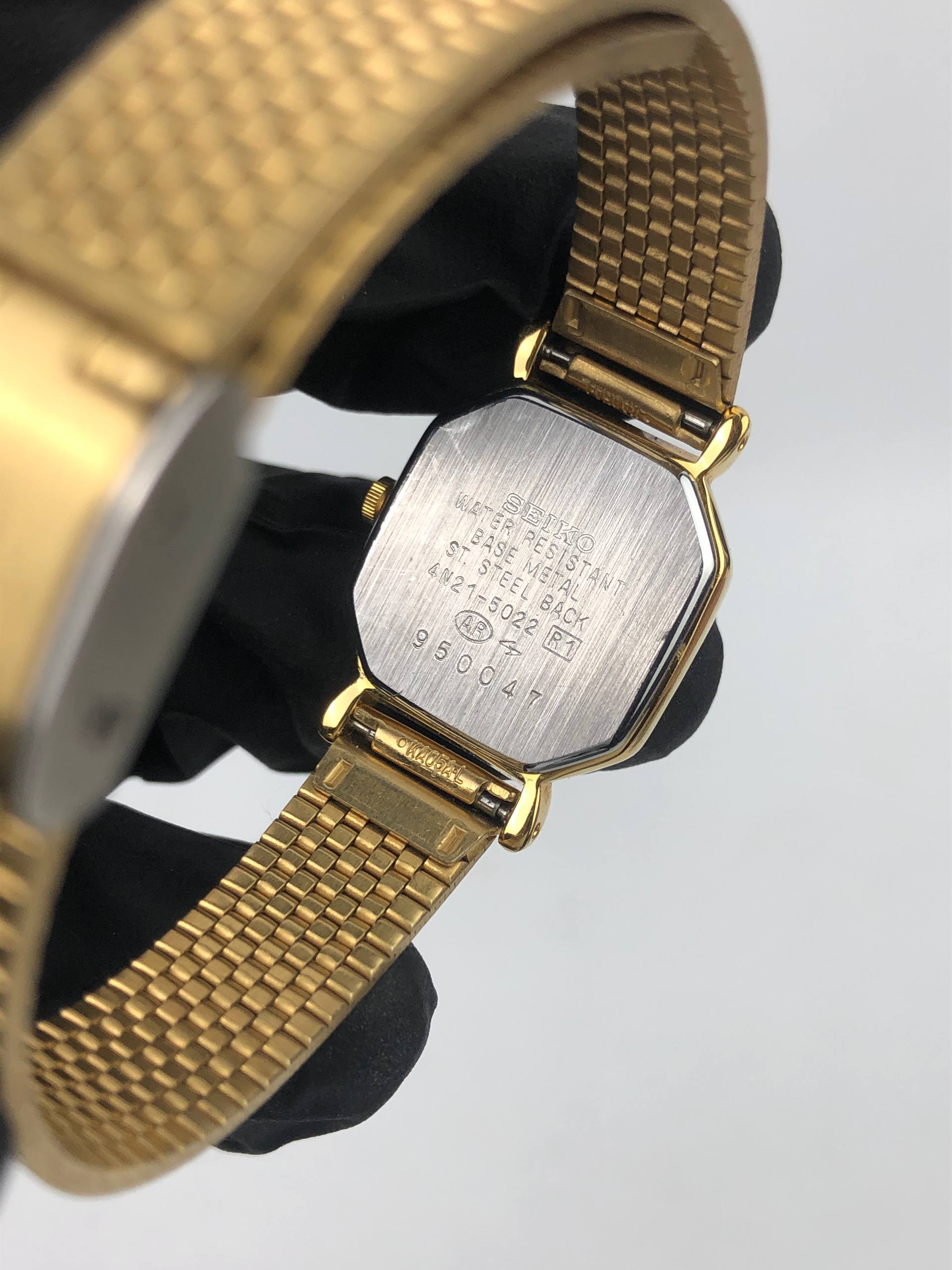 SEIKO QUARTZ LADIES OCTAGON ALL GOLD TONE CAL 4N21 - Gambar 7