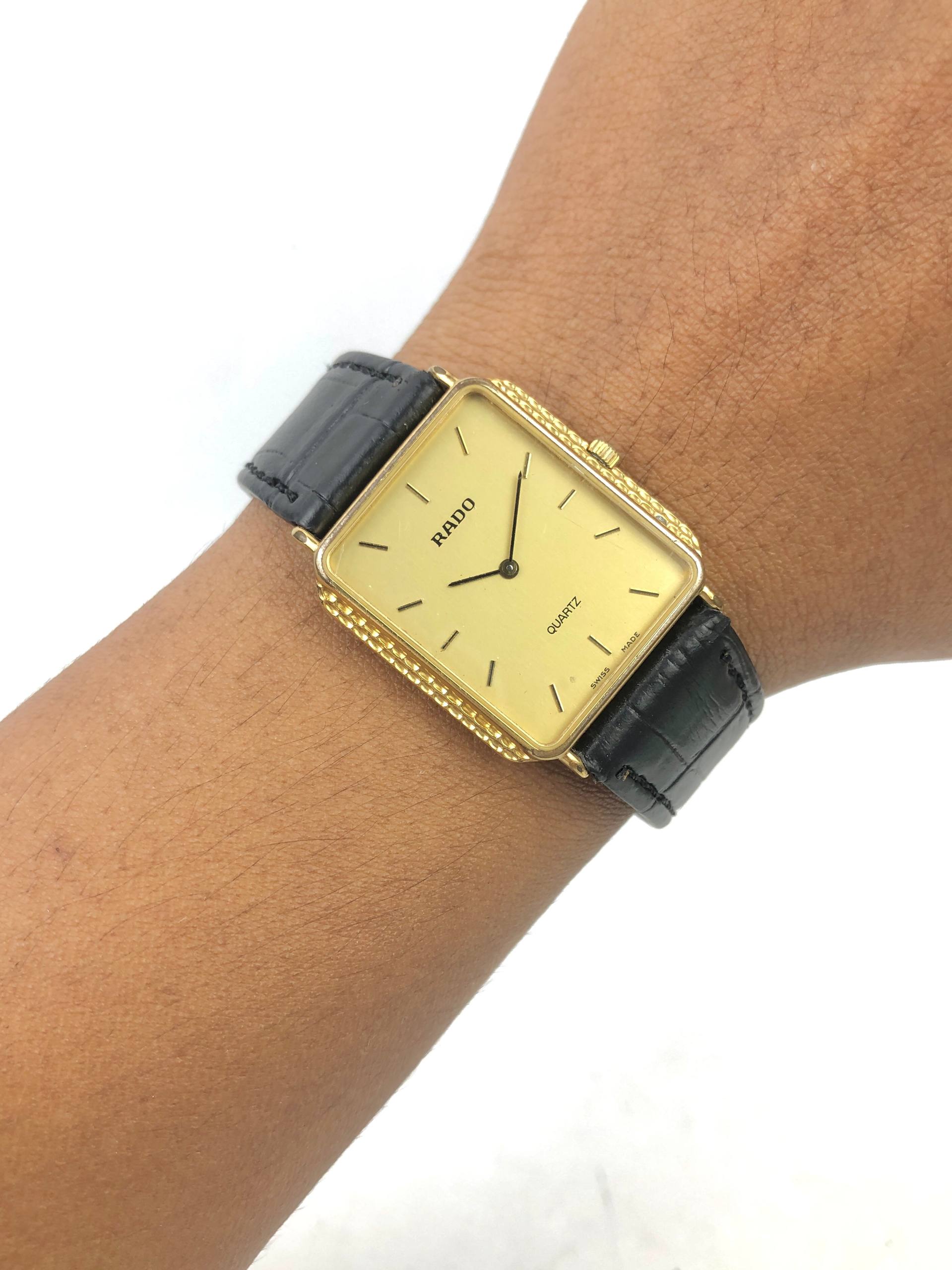 SWISSMADE RADO TANK QUARTZ SWISS V8 CAL 978 002