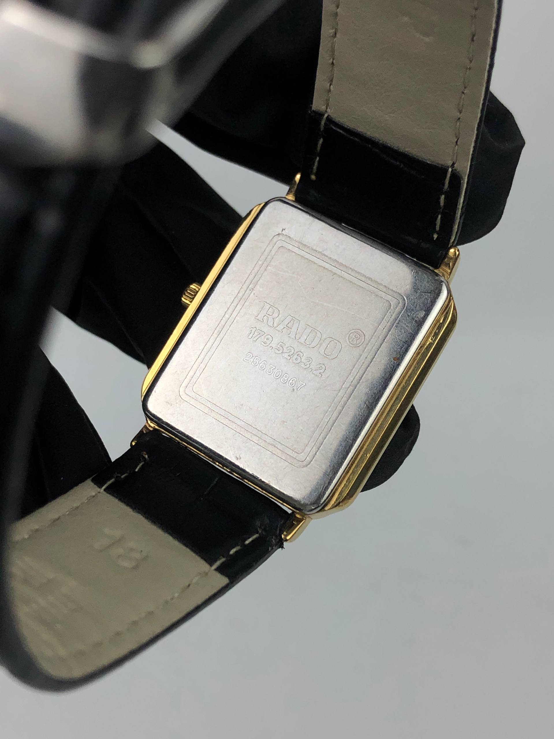 SWISSMADE RADO TANK QUARTZ SWISS V8 CAL 978 002 - Gambar 7