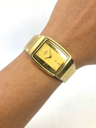 CITIZEN CRYSTON QUARTZ GUILOCHE DIAL INTEGRATED BRACELET