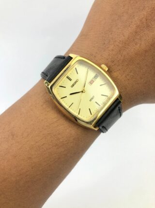 SEIKO SPIRIT CUSHION CASE GOLD CAL 7N48