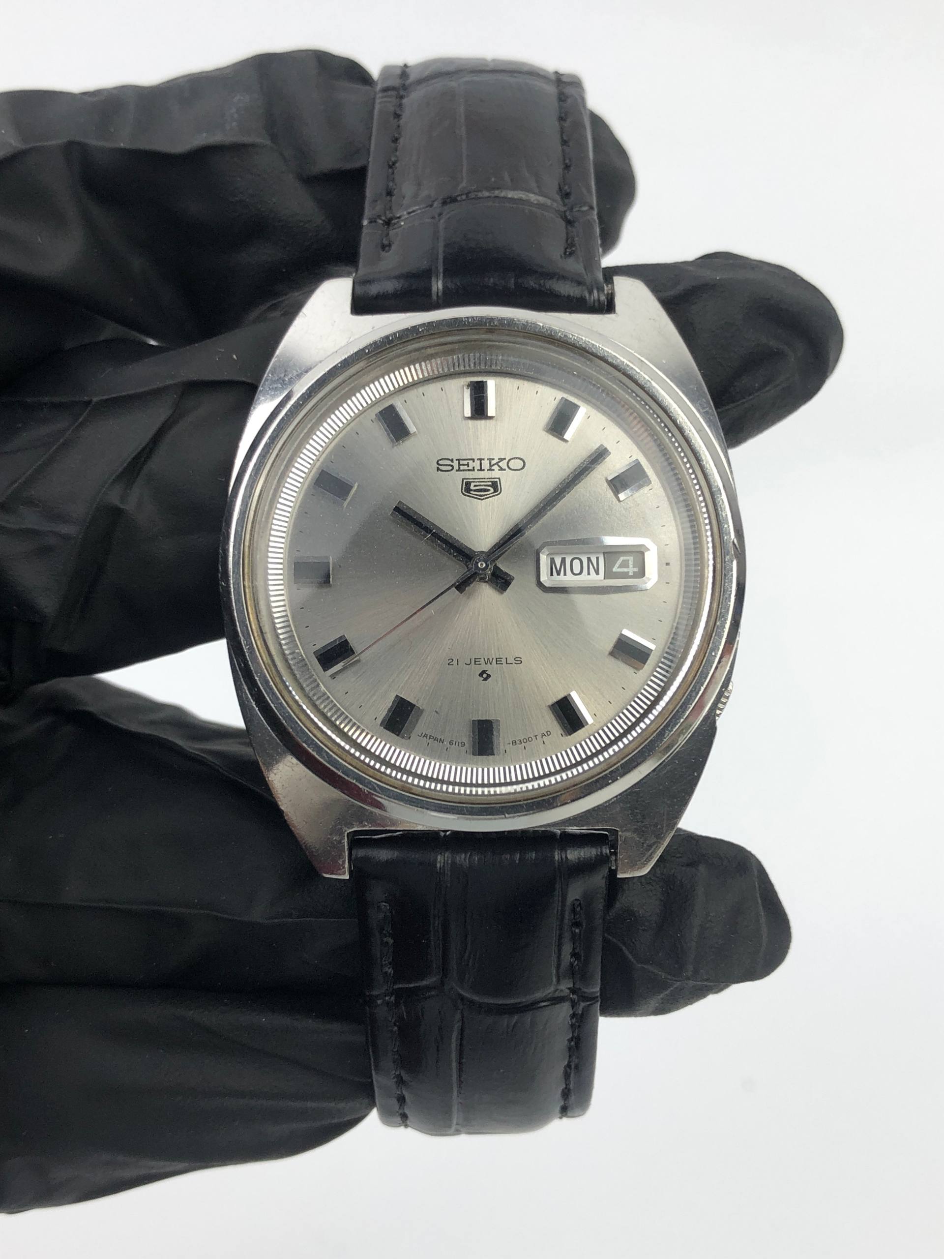 SEIKO 5 CAL 6119 SUNBURST GREY DIAL GERIGI INNER RING - Gambar 2