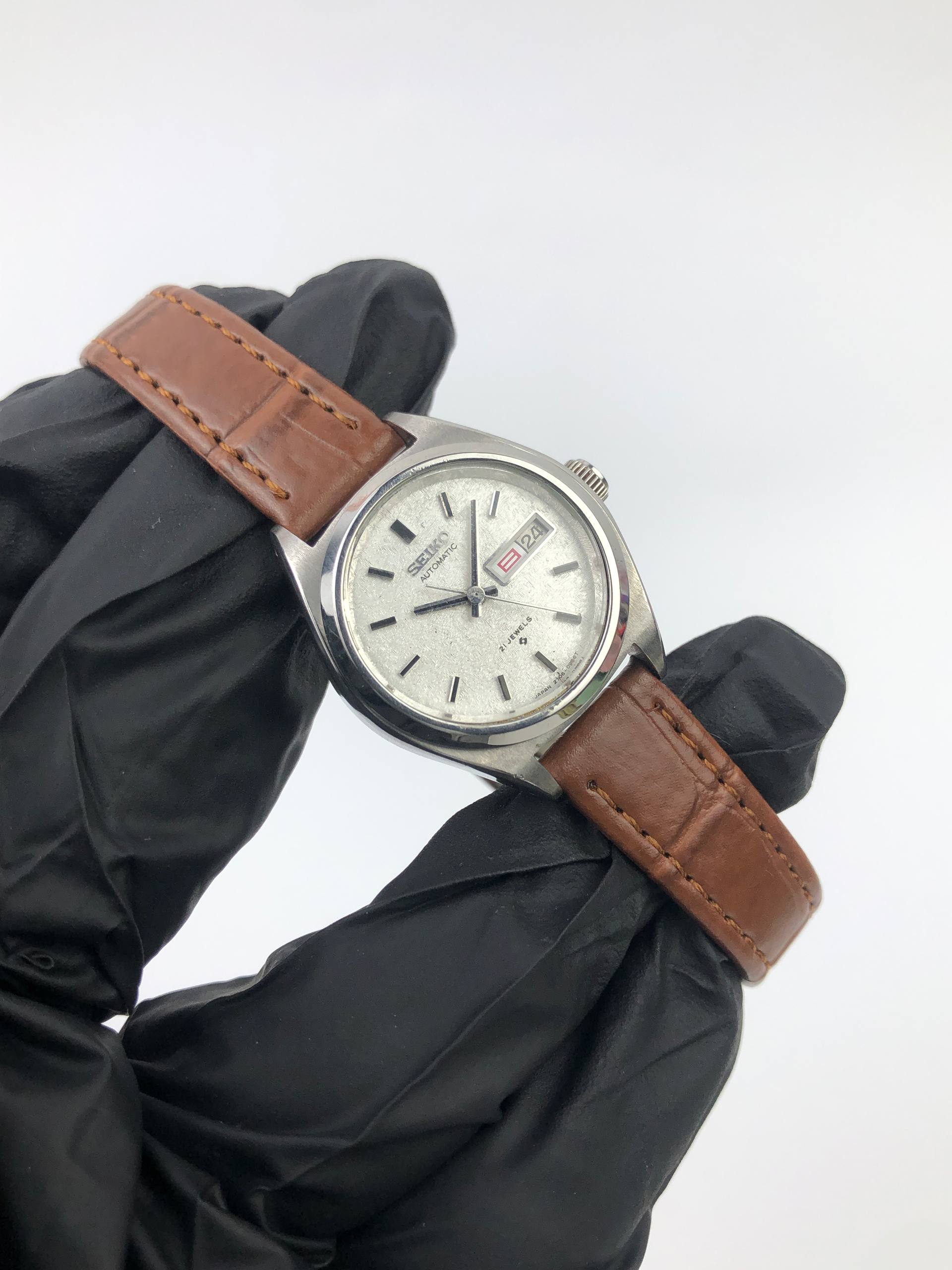 SEIKO AUTOMATIC CAL 2706 DAYDATE SNOWFLAKE DIAL - Gambar 4