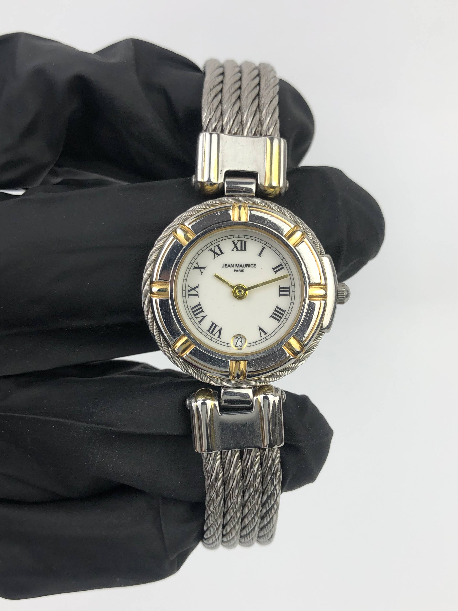 JEAN MAURICE PARIS LADIES TWO TONE ROMAN DIAL CABLE BRACELET DATE - Gambar 2