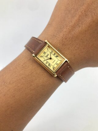Q&Q QUARTZ TANK GOLD DIAL ROMAN NUMERAL VINTAGE JAPAN