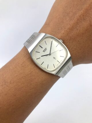 SEIKO QUARTZ 7830 TV SHAPE SILVER DIAL INTEGRATED BRACELET JAPAN