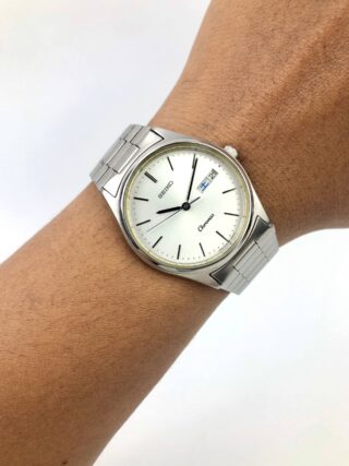 SEIKO CHRONOS CAL 8223 QUARTZ WHITE DIAL DAY DATE JAPAN