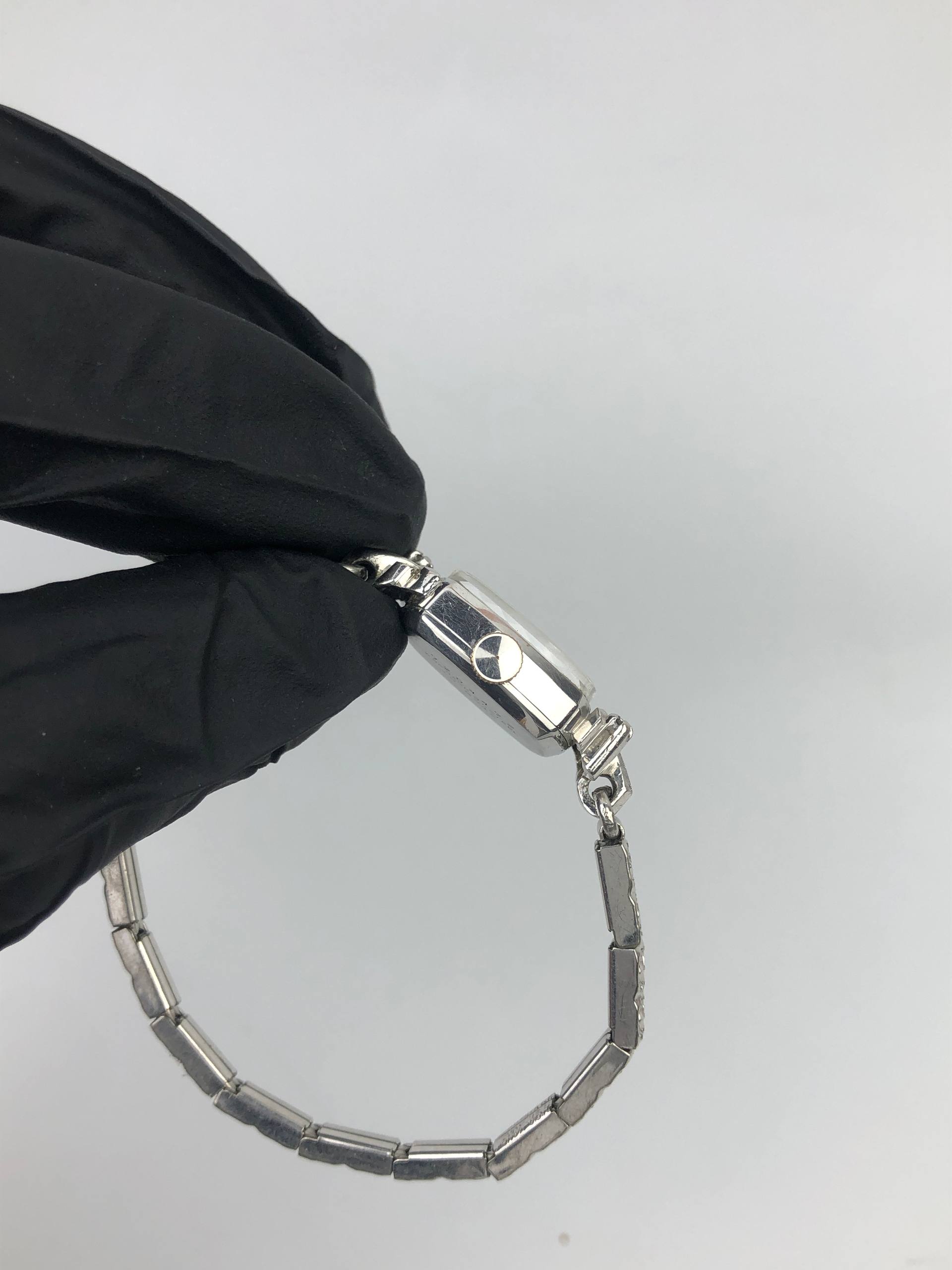 VINTAGE SEIKO CAL 10 WHITE GOLD PLATED BANGLE MANUAL WINDING - Gambar 6