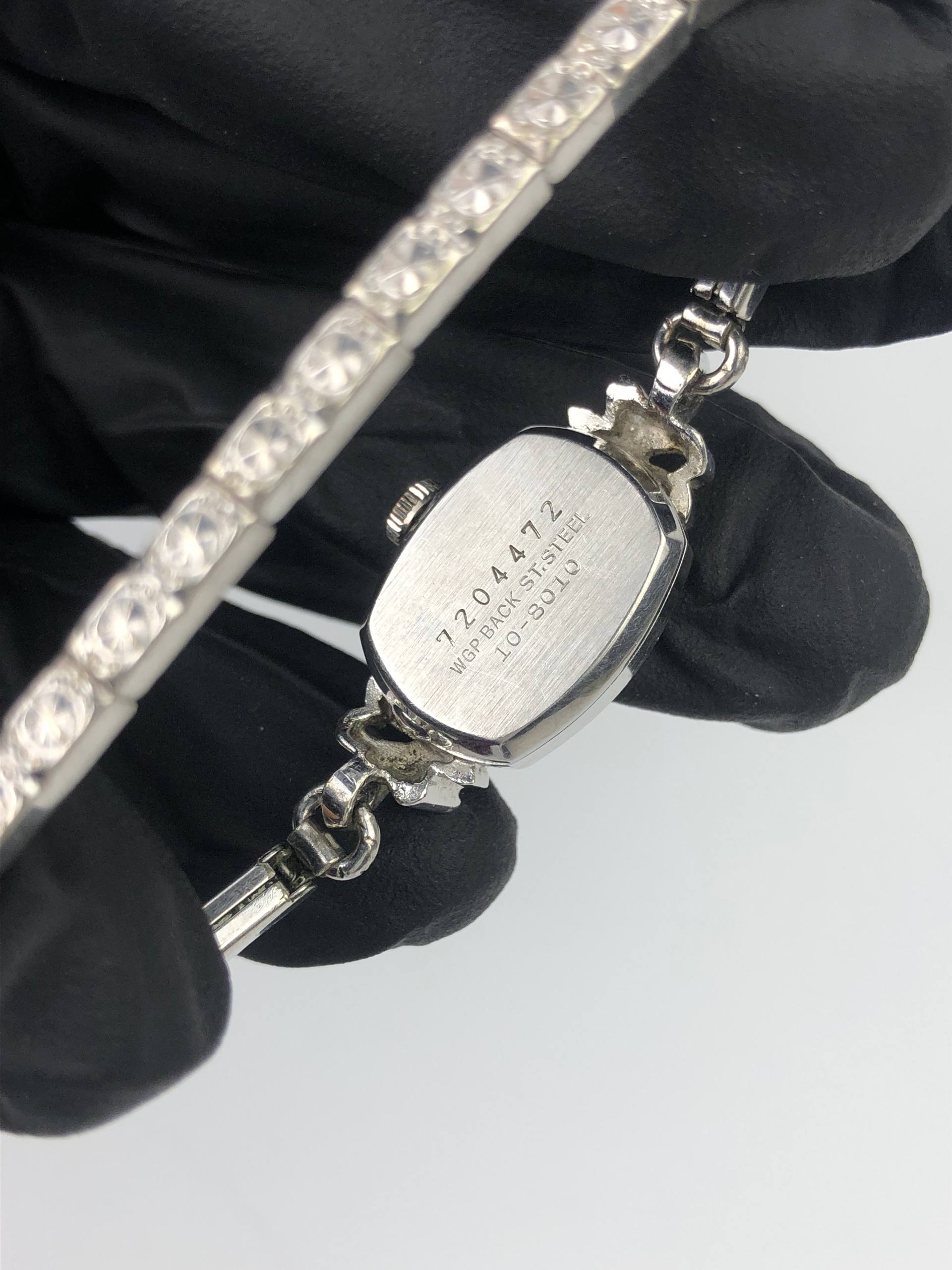 VINTAGE SEIKO CAL 10 WHITE GOLD PLATED BANGLE MANUAL WINDING - Gambar 7