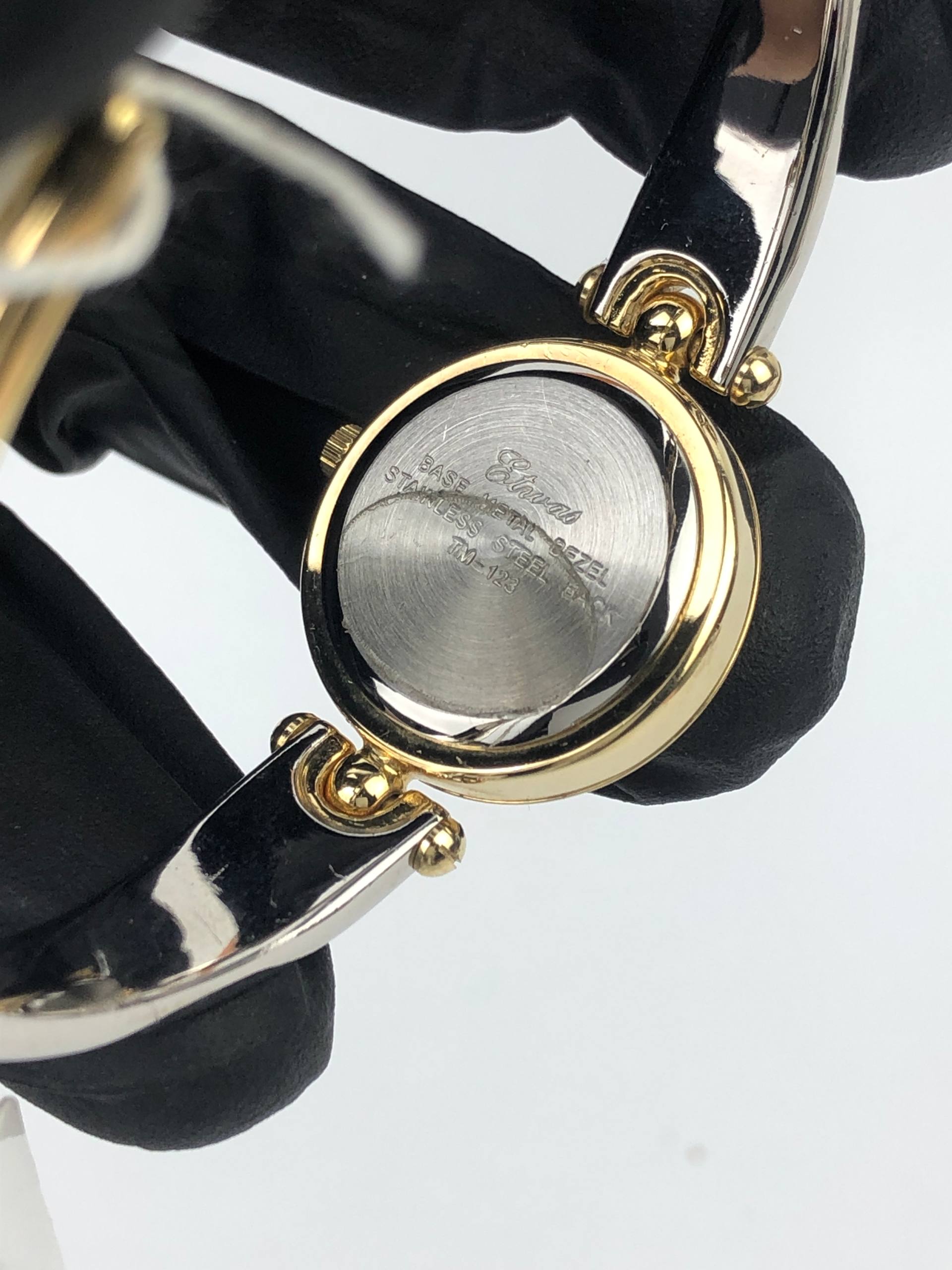BANGLE WATCH JAPAN QUARTZ ETWAS - Gambar 8