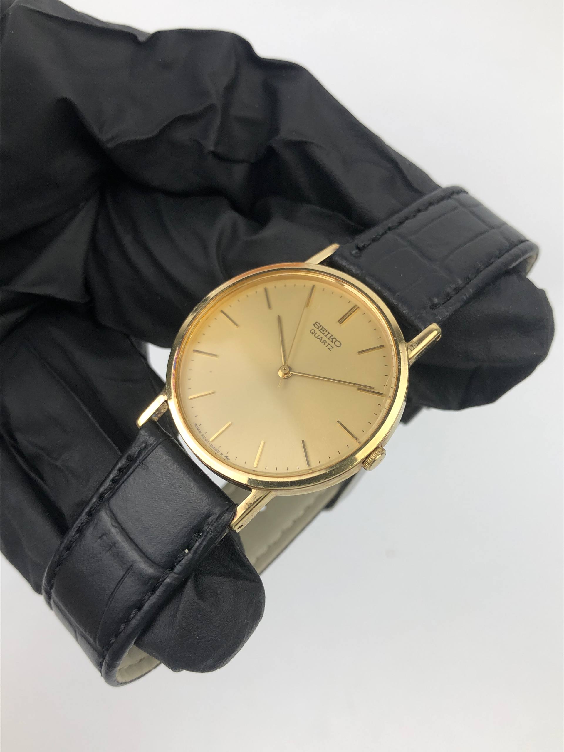 DRESSWATCH SEIKO CAL 2C21 DULL GOLD TONE - Gambar 3