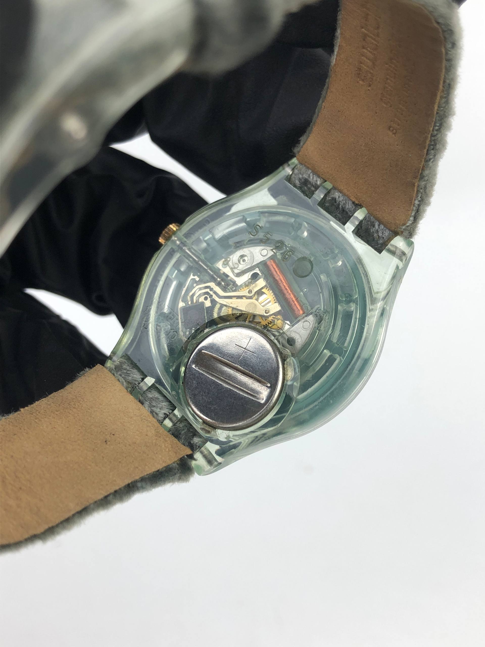 SWATCH SWISS POP QUARTZ RETRO - Gambar 7