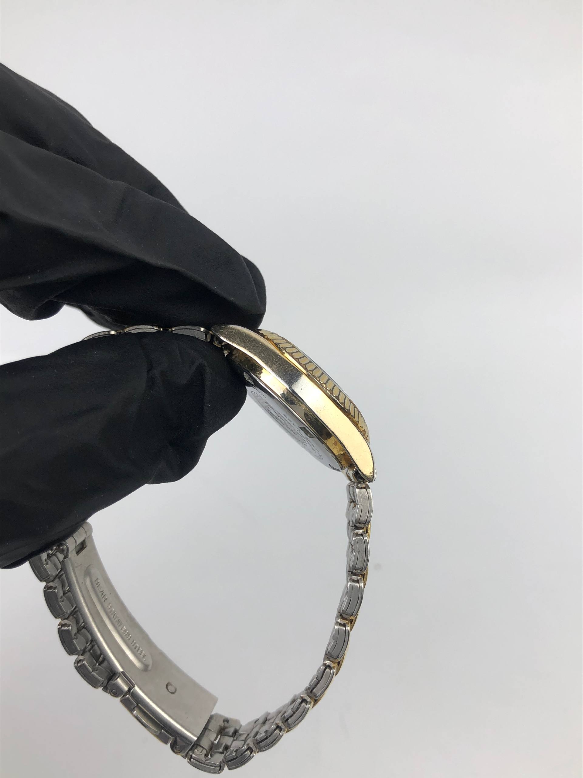 KLAUSE DATE DELUXE QUARTZ GOLD TONE FLUTED BEZEL - Gambar 5