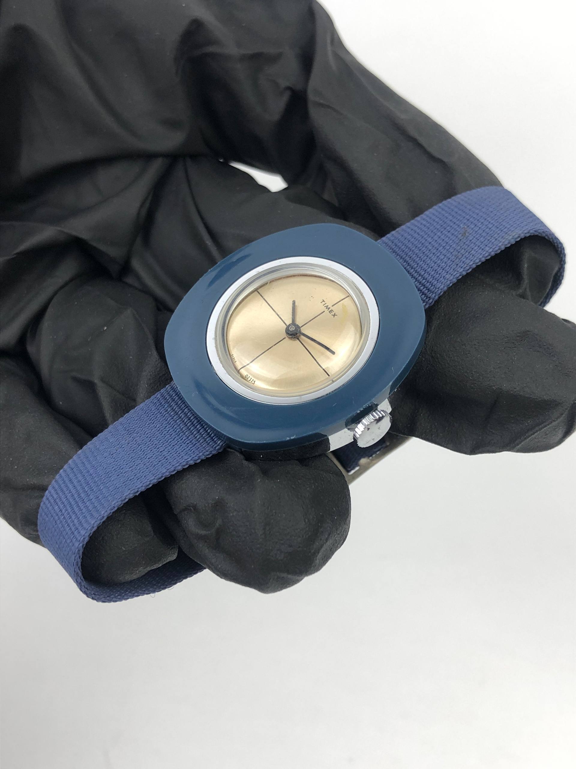 VINTAGE TIMEX BLUE CASE MANUAL - Gambar 3