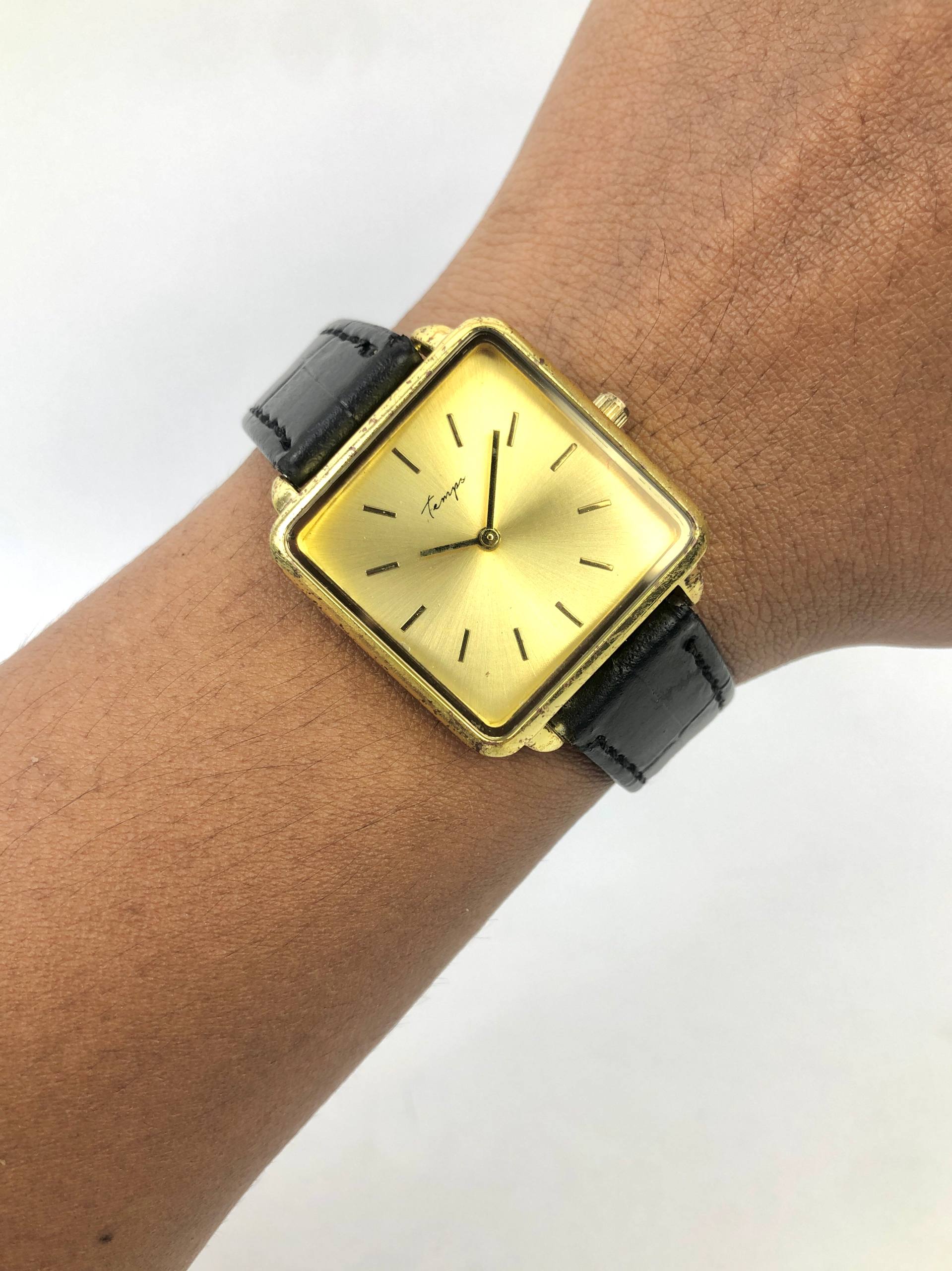 DRESSWATCH JAPAN TEMPO QUATTZ MOVEMENT