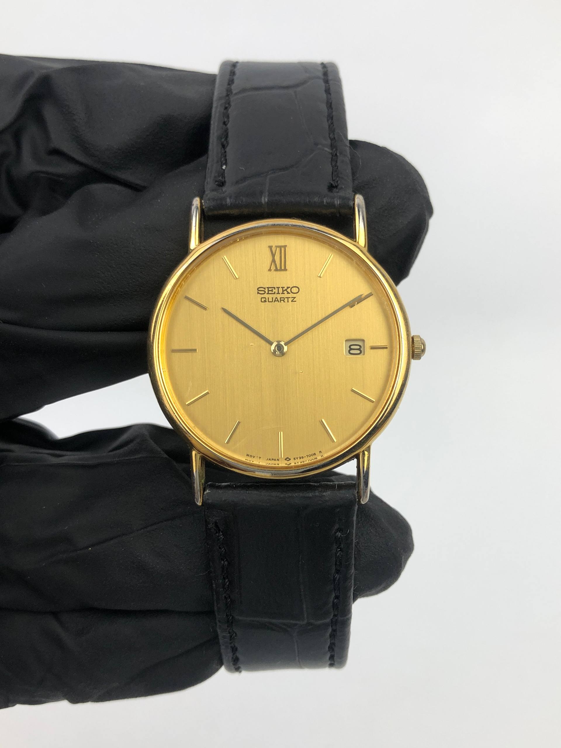 DRESSWATCH SEIKO CAL 5Y39 ANALOG QUARTZ DATE GOLD TONE - Gambar 2