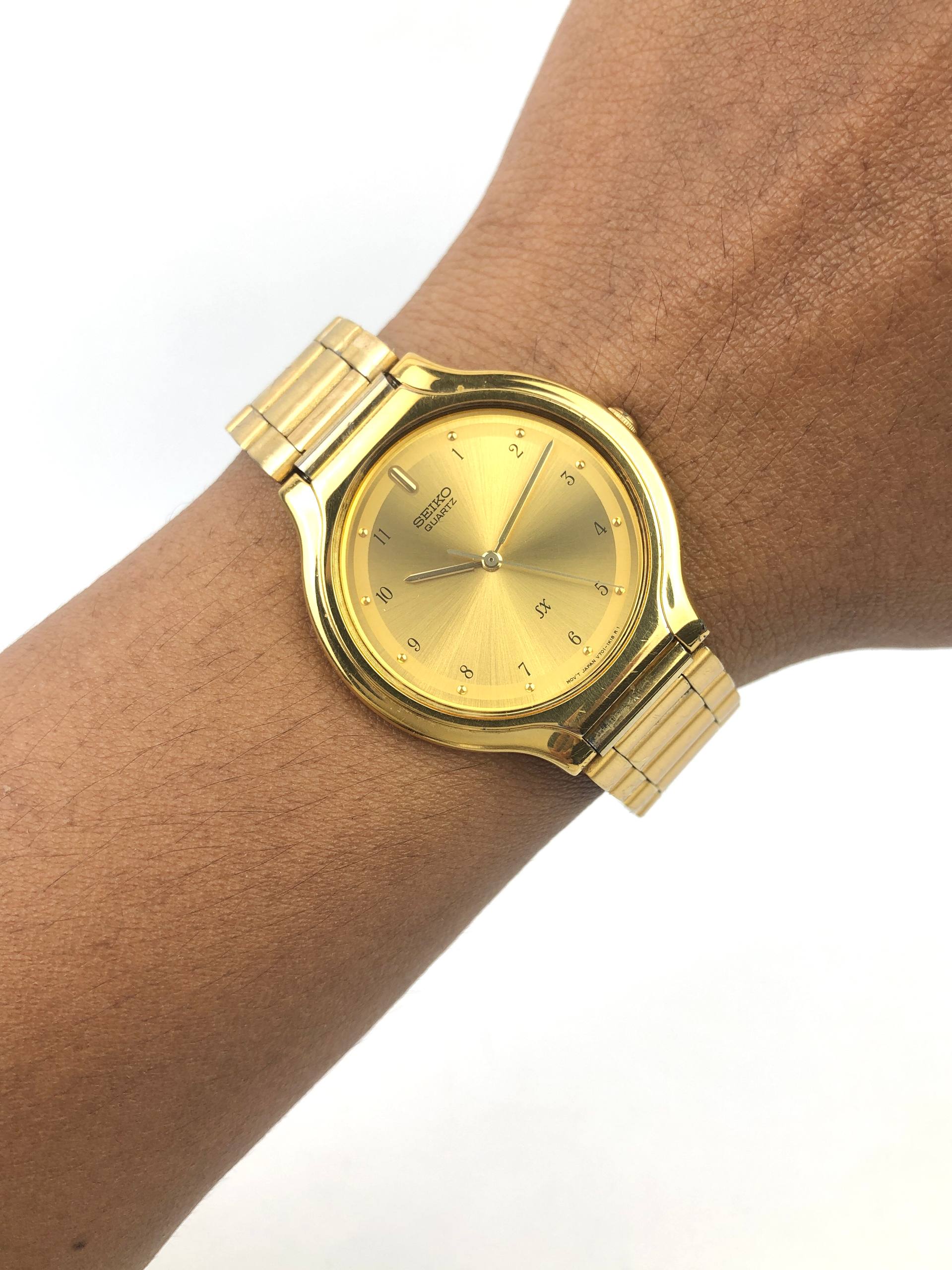 SEIKO SX QUARTZ CAL V701 GOLD TONE