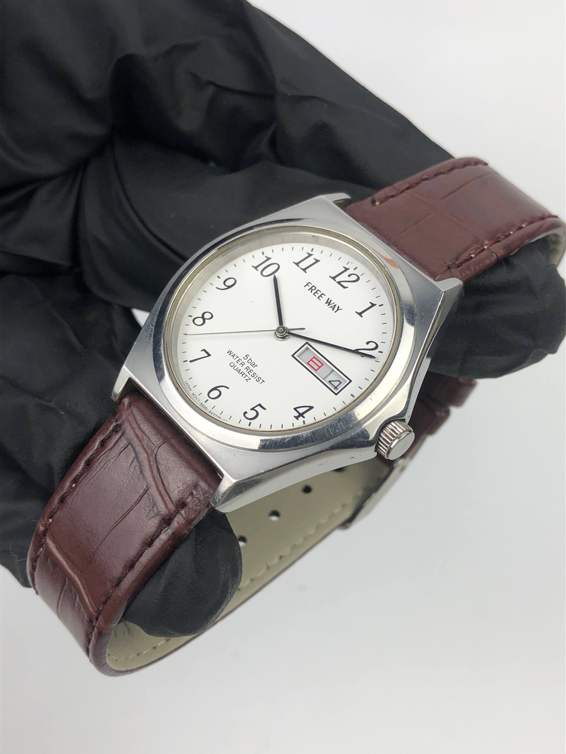 CITIZEN DAYDATE QUARTZ NUMERIK - Gambar 4