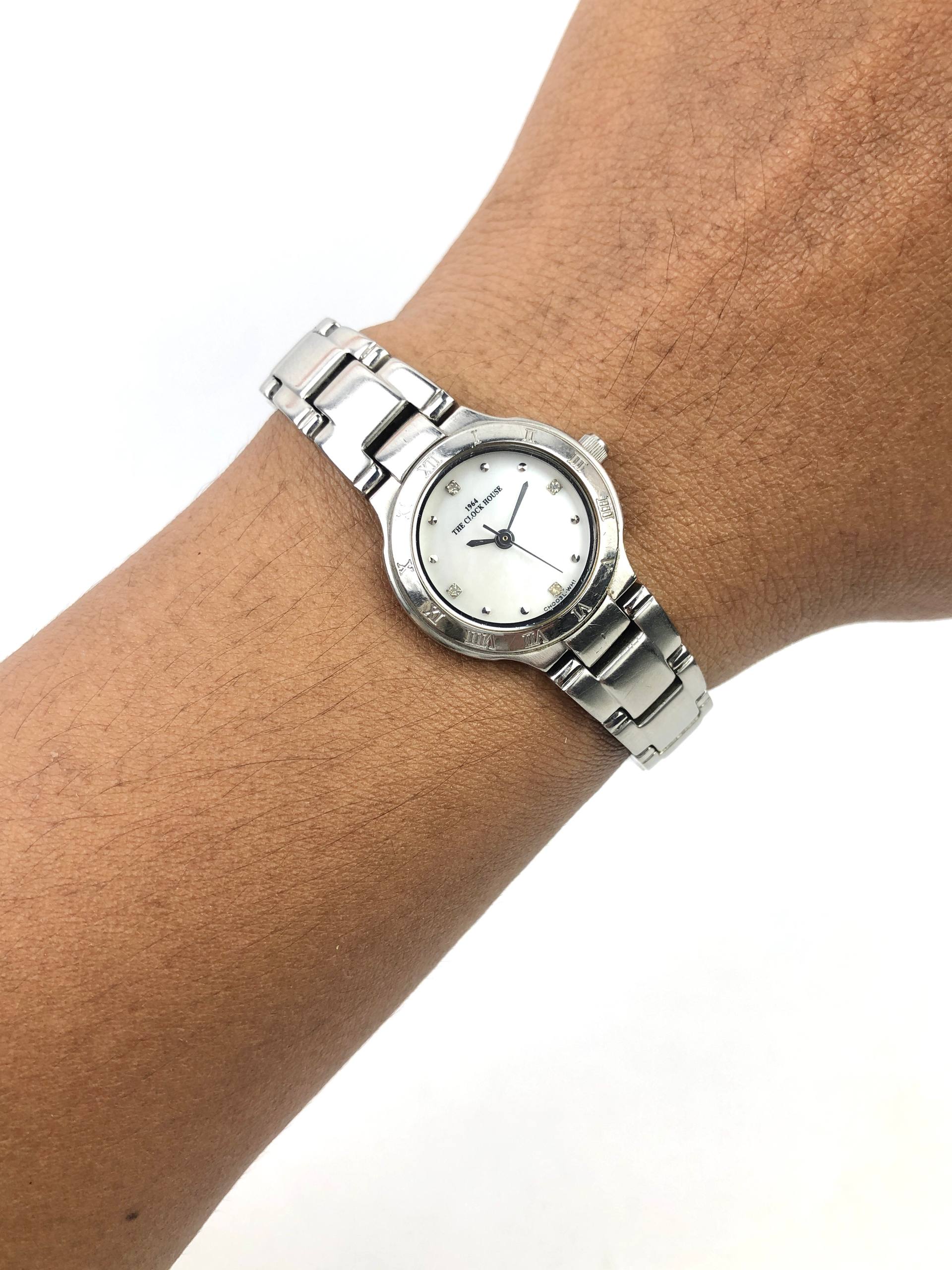THE CLOCK HOUSE JAPAN QUARTZ